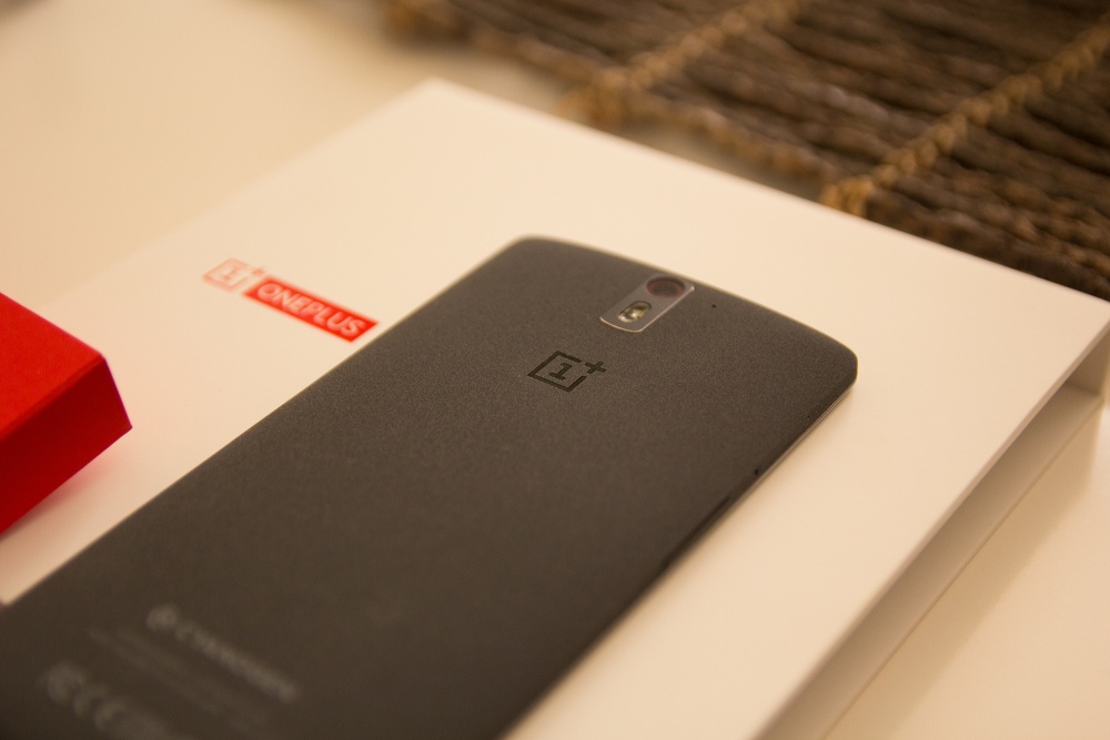 OnePlus One backplate - by Hila Yonatan